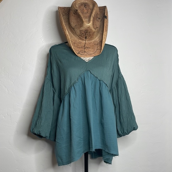 NEW Oversized Baby Doll Ballon Sleeves V-Neckline Top - Picture 10 of 14